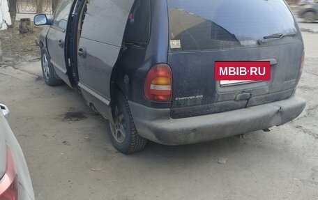 Chrysler Voyager III, 1997 год, 205 000 рублей, 5 фотография