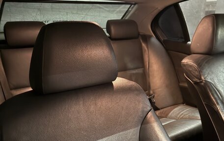 BMW 5 серия, 2005 год, 1 200 000 рублей, 7 фотография