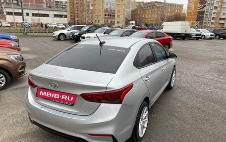 Hyundai Solaris II рестайлинг, 2019 год, 1 500 000 рублей, 4 фотография