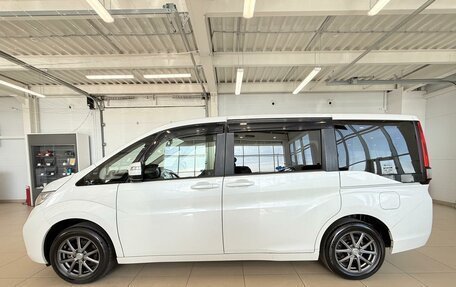 Honda Stepwgn IV, 2018 год, 1 649 000 рублей, 3 фотография