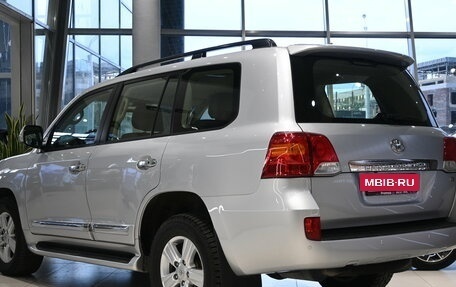 Toyota Land Cruiser 200, 2015 год, 6 800 000 рублей, 4 фотография