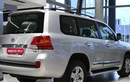 Toyota Land Cruiser 200, 2015 год, 6 800 000 рублей, 5 фотография