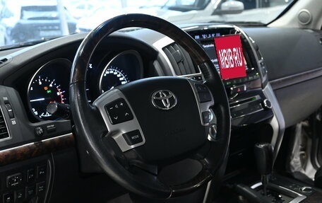 Toyota Land Cruiser 200, 2015 год, 6 800 000 рублей, 6 фотография