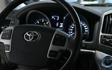 Toyota Land Cruiser 200, 2015 год, 6 800 000 рублей, 11 фотография