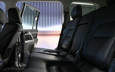 Toyota Land Cruiser 200, 2015 год, 6 800 000 рублей, 32 фотография
