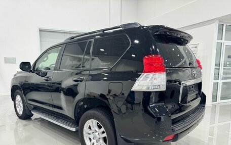 Toyota Land Cruiser Prado 150 рестайлинг 2, 2010 год, 2 966 000 рублей, 7 фотография