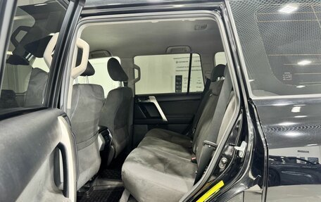 Toyota Land Cruiser Prado 150 рестайлинг 2, 2010 год, 2 966 000 рублей, 16 фотография