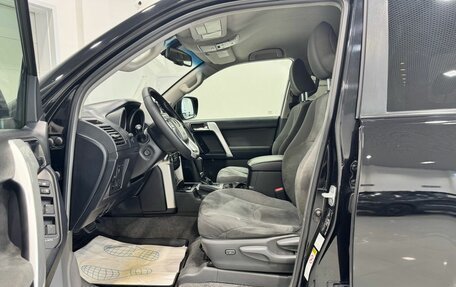 Toyota Land Cruiser Prado 150 рестайлинг 2, 2010 год, 2 966 000 рублей, 11 фотография