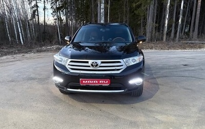 Toyota Highlander III, 2011 год, 1 750 000 рублей, 1 фотография