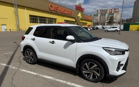 Toyota Raize I, 2021 год, 1 850 000 рублей, 2 фотография