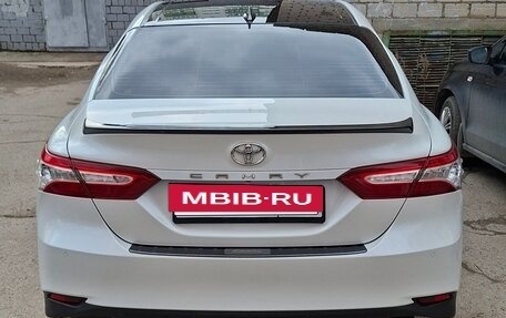 Toyota Camry, 2019 год, 3 000 000 рублей, 3 фотография