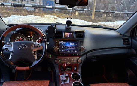 Toyota Highlander III, 2011 год, 1 750 000 рублей, 9 фотография