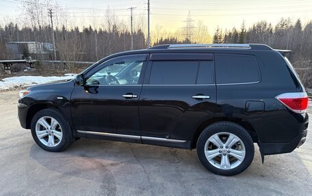 Toyota Highlander III, 2011 год, 1 750 000 рублей, 18 фотография