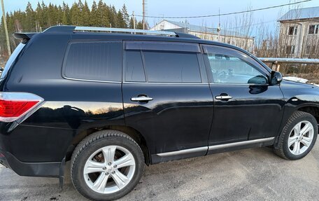 Toyota Highlander III, 2011 год, 1 750 000 рублей, 13 фотография