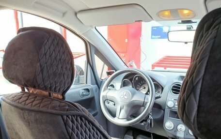 Mitsubishi Colt VI рестайлинг, 2008 год, 650 000 рублей, 9 фотография