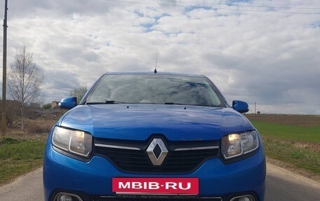 Renault Logan II, 2017 год, 745 000 рублей, 13 фотография