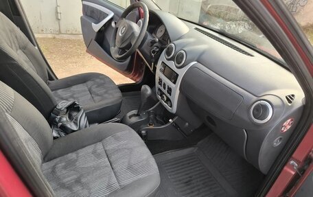 Renault Logan I, 2011 год, 580 000 рублей, 13 фотография
