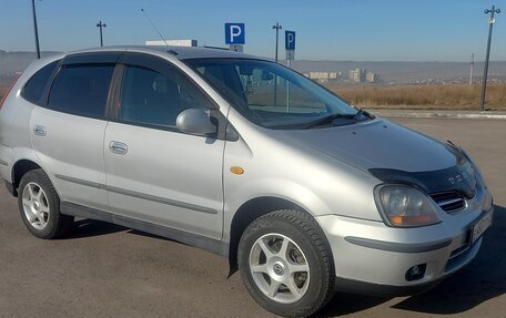 Nissan Tino, 2000 год, 400 000 рублей, 22 фотография