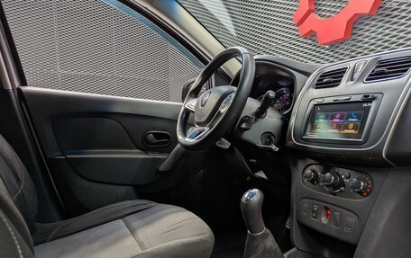 Renault Sandero II рестайлинг, 2019 год, 1 100 000 рублей, 28 фотография