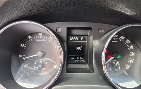 Skoda Yeti I рестайлинг, 2014 год, 1 110 000 рублей, 8 фотография