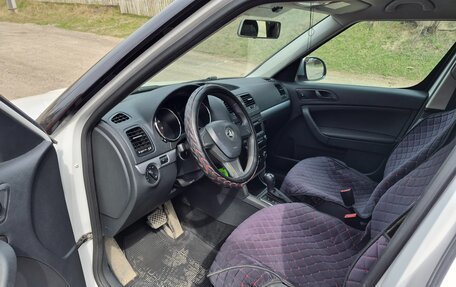 Skoda Yeti I рестайлинг, 2014 год, 1 110 000 рублей, 9 фотография