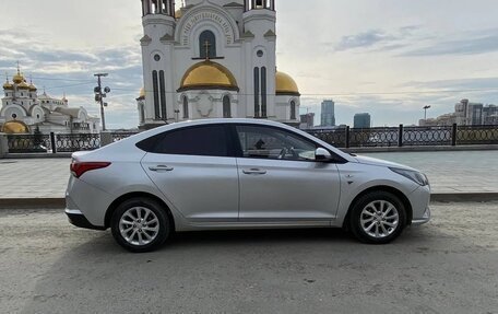 Hyundai Solaris II рестайлинг, 2021 год, 1 540 000 рублей, 8 фотография