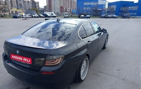 BMW 5 серия, 2011 год, 1 800 000 рублей, 7 фотография