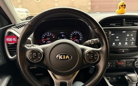 KIA Soul III, 2020 год, 2 100 000 рублей, 15 фотография