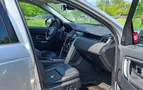 Land Rover Discovery Sport I рестайлинг, 2018 год, 2 410 000 рублей, 8 фотография