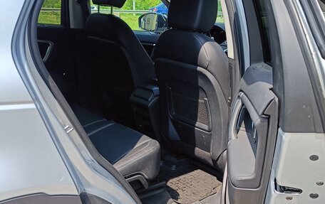 Land Rover Discovery Sport I рестайлинг, 2018 год, 2 410 000 рублей, 9 фотография