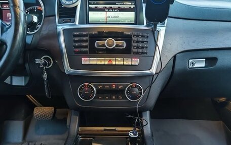 Mercedes-Benz GL-Класс, 2015 год, 3 220 000 рублей, 21 фотография
