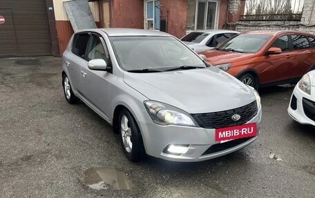 KIA cee'd I рестайлинг, 2010 год, 695 000 рублей, 3 фотография