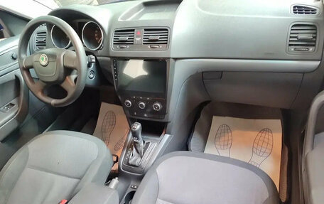 Skoda Yeti I рестайлинг, 2013 год, 1 150 000 рублей, 9 фотография