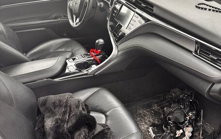 Toyota Camry, 2019 год, 1 500 000 рублей, 10 фотография