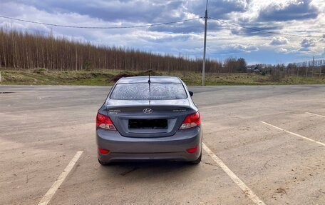 Hyundai Solaris II рестайлинг, 2012 год, 750 000 рублей, 6 фотография