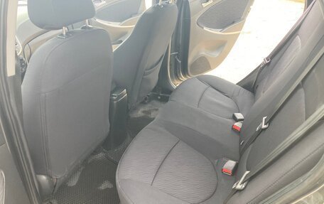 Hyundai Solaris II рестайлинг, 2012 год, 750 000 рублей, 9 фотография