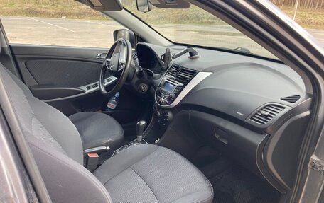 Hyundai Solaris II рестайлинг, 2012 год, 750 000 рублей, 8 фотография