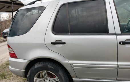Mercedes-Benz M-Класс, 1998 год, 500 000 рублей, 3 фотография