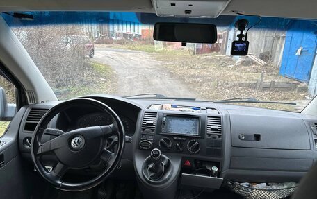 Volkswagen Caravelle T5, 2007 год, 1 100 000 рублей, 2 фотография
