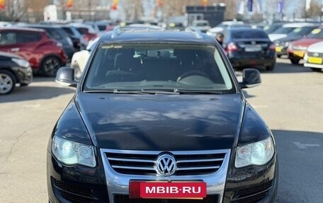 Volkswagen Touareg III, 2008 год, 869 000 рублей, 2 фотография