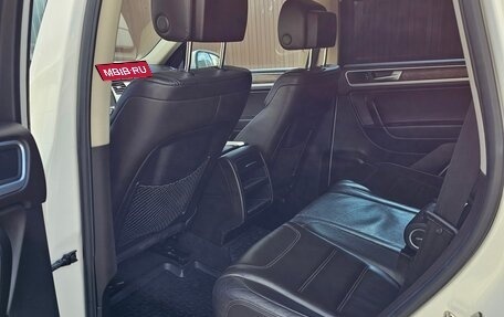 Volkswagen Touareg III, 2010 год, 1 980 000 рублей, 8 фотография