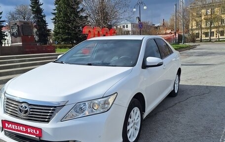 Toyota Camry, 2013 год, 1 650 000 рублей, 3 фотография