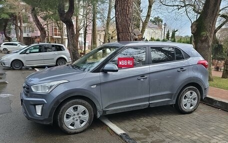Hyundai Creta I рестайлинг, 2019 год, 1 800 000 рублей, 4 фотография