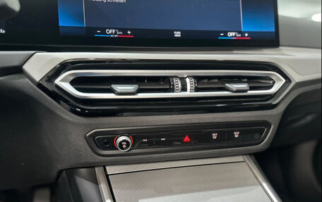 BMW 3 серия, 2022 год, 3 250 915 рублей, 38 фотография