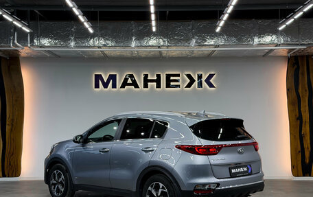 KIA Sportage IV рестайлинг, 2021 год, 2 800 000 рублей, 4 фотография