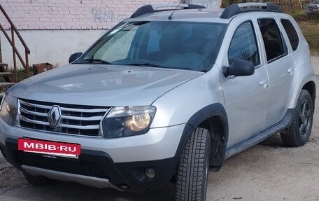 Renault Duster I рестайлинг, 2013 год, 825 000 рублей, 4 фотография