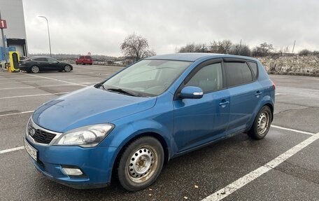 KIA cee'd I рестайлинг, 2012 год, 700 000 рублей, 3 фотография