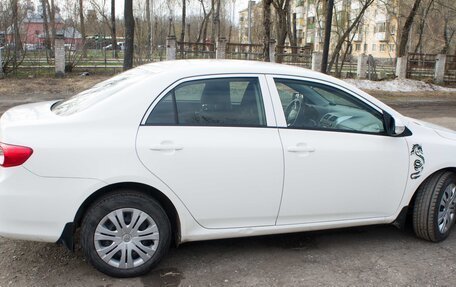 Toyota Corolla, 2011 год, 1 290 000 рублей, 8 фотография