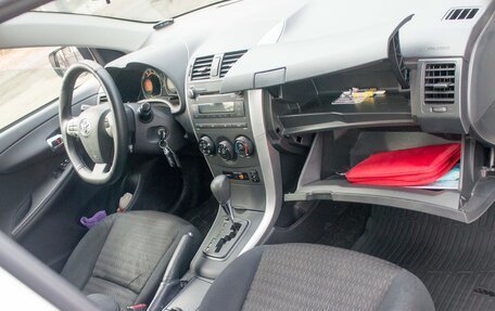 Toyota Corolla, 2011 год, 1 290 000 рублей, 27 фотография