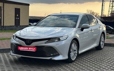 Toyota Camry, 2020 год, 3 500 000 рублей, 9 фотография